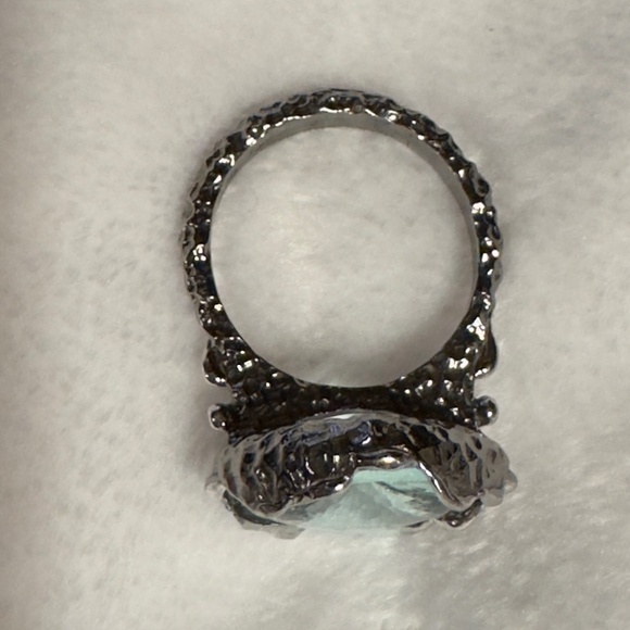 Bora Handcrafted Jewelry Textured Sterling Ring Topaz? Size 6.5 - Picture 3 of 9